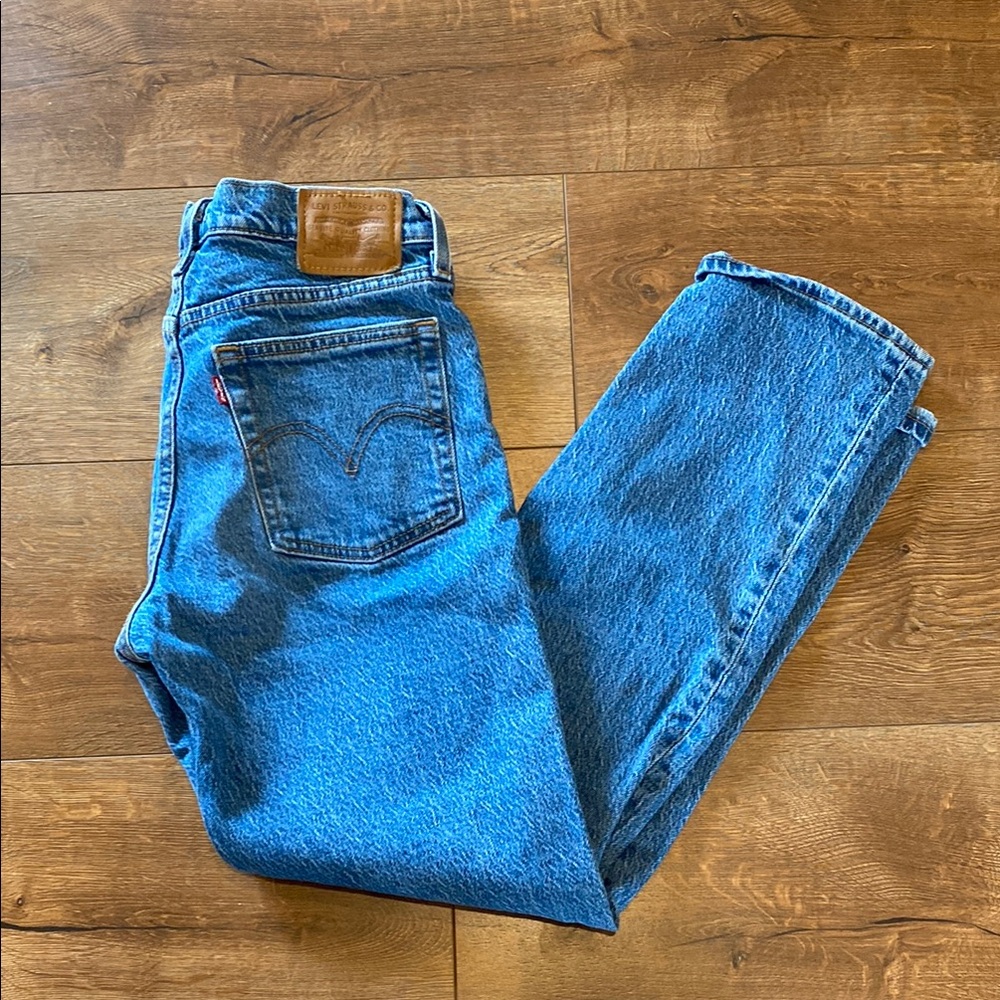 Levi's Wedgie Straight Jeans